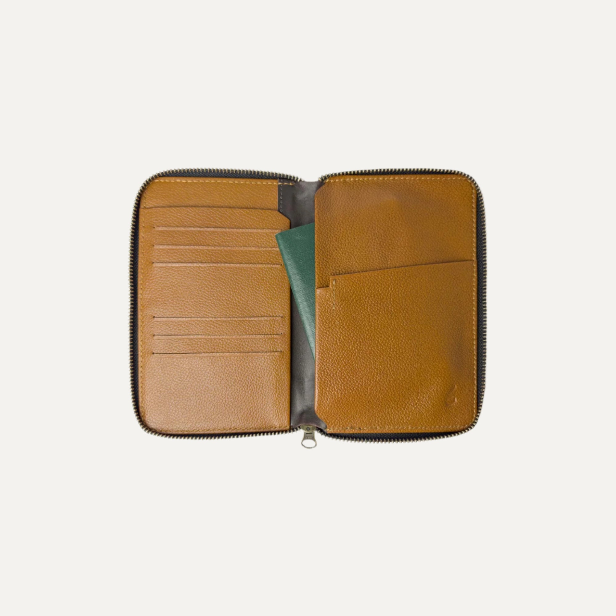 Voyager Passport Folio