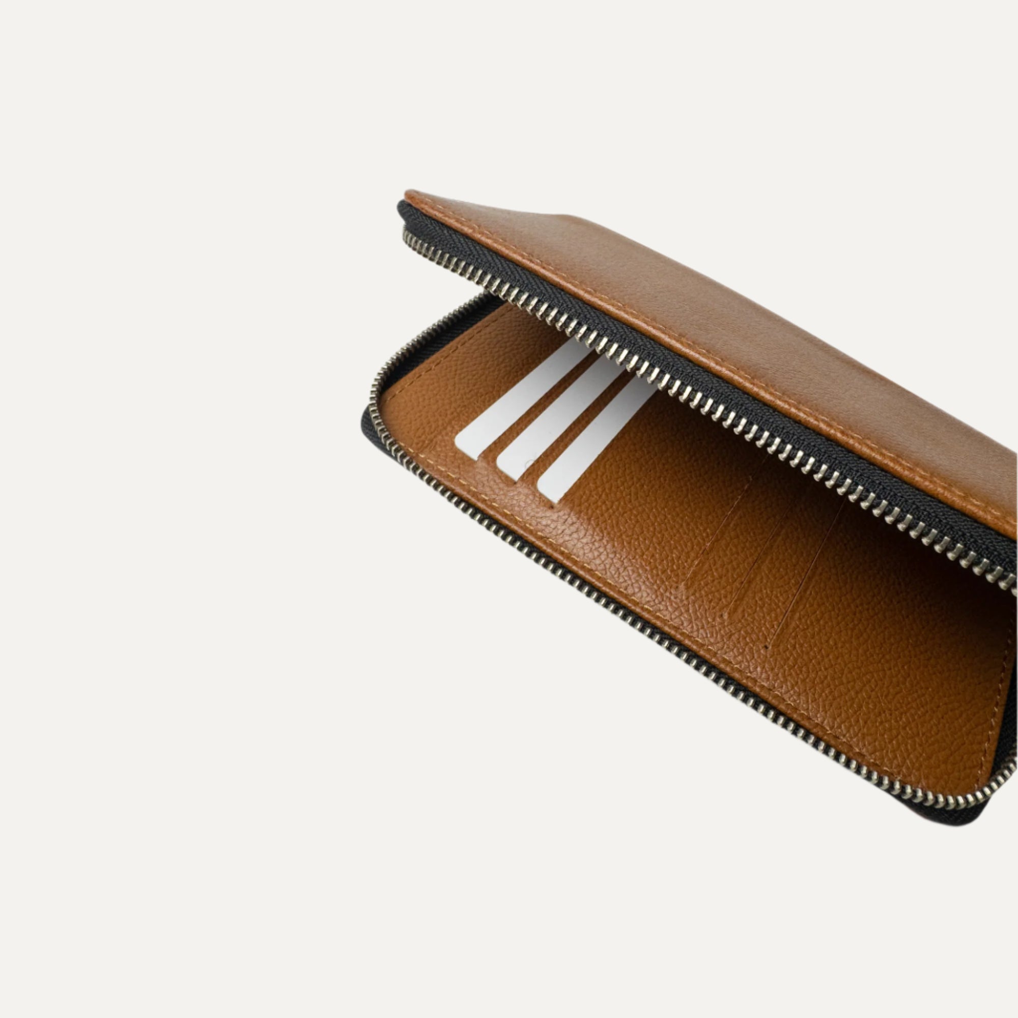 Voyager Passport Folio